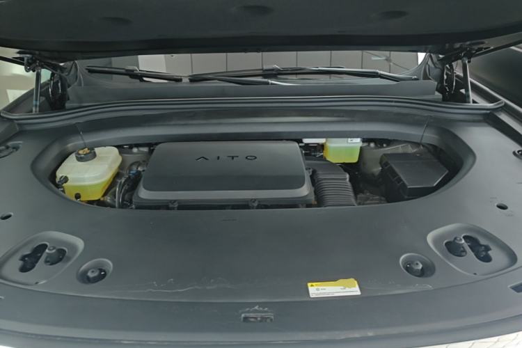 Used Hima AITO M8 2025 Extended-Range Max+ Version 53.4 kWh 6-Seater Edition Engine Bay