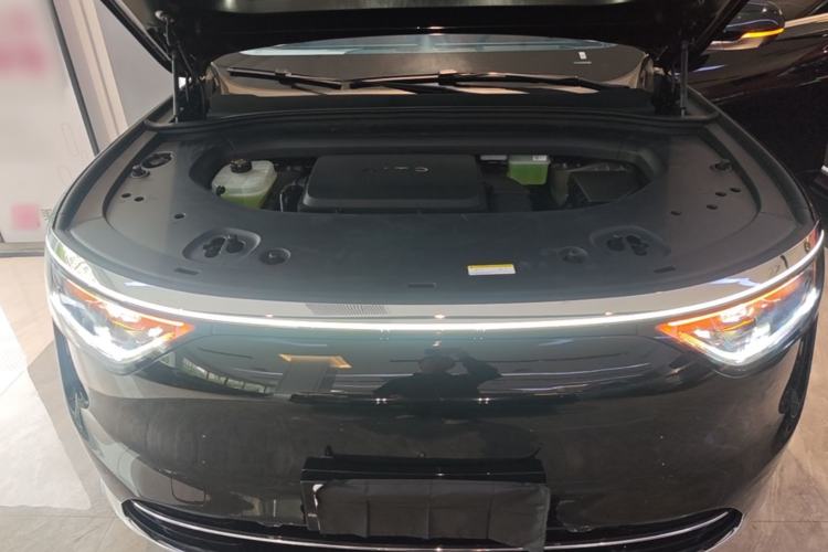 Used Hima AITO M8 2025 Extended-Range Max+ Version 53.4 kWh 6-Seater Edition Engine Bay