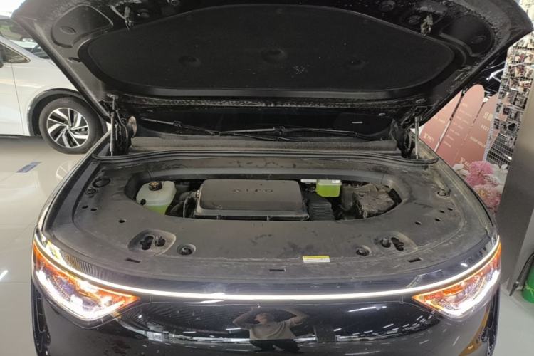 Used Hima AITO M8 2025 Extended-Range Ultra Version 53.4 kWh 6-Seater Edition Engine Bay