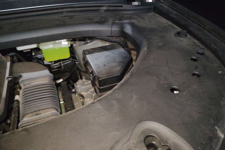 Used Hima AITO M8 2025 Extended-Range Max+ Version 53.4 kWh 6-Seater Edition Engine Bay Left