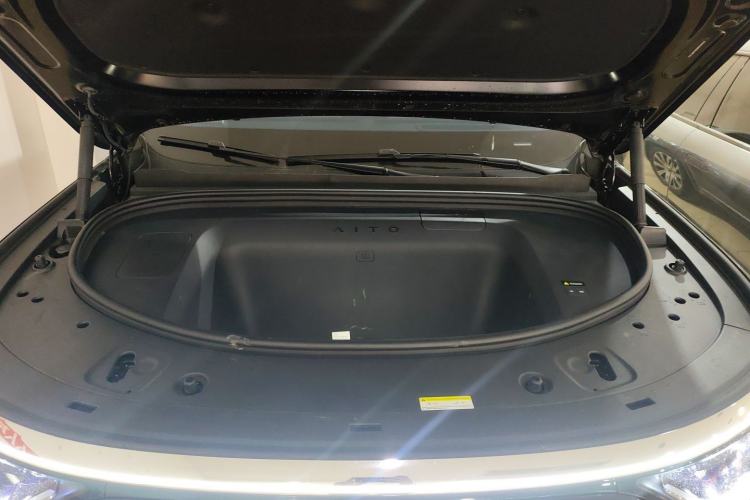 Used Hima AITO M8 2025 Model Pure Electric Max+ Five-Seat Long-Range Version Engine Bay