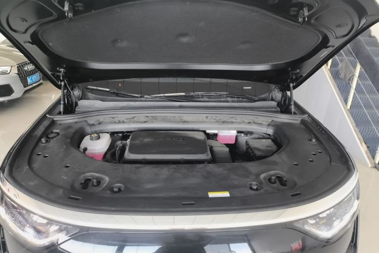Used Hima AITO M8 2025 Extended-Range Max+ Version 53.4 kWh 6-Seater Edition Engine Bay