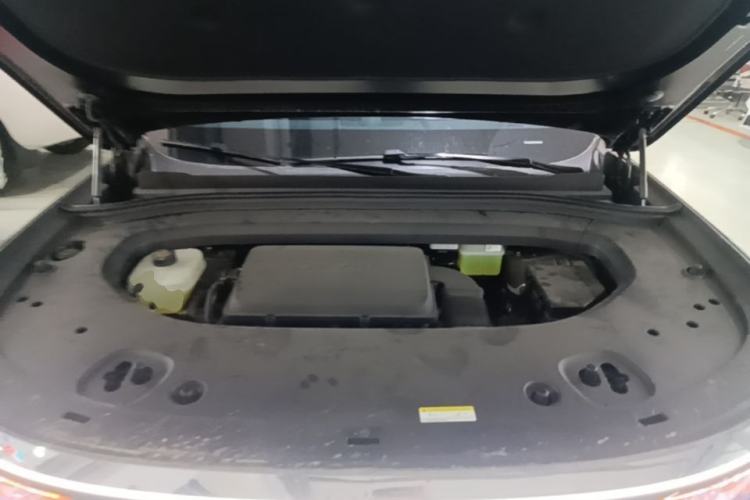 Used Hima AITO M8 2025 Extended-Range Max+ Version 53.4 kWh 5-Seater Edition Engine Bay