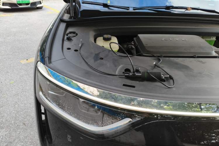 Used Hima AITO M8 2025 Extended-Range Max+ Version 53.4 kWh 6-Seater Edition Engine Bay Right