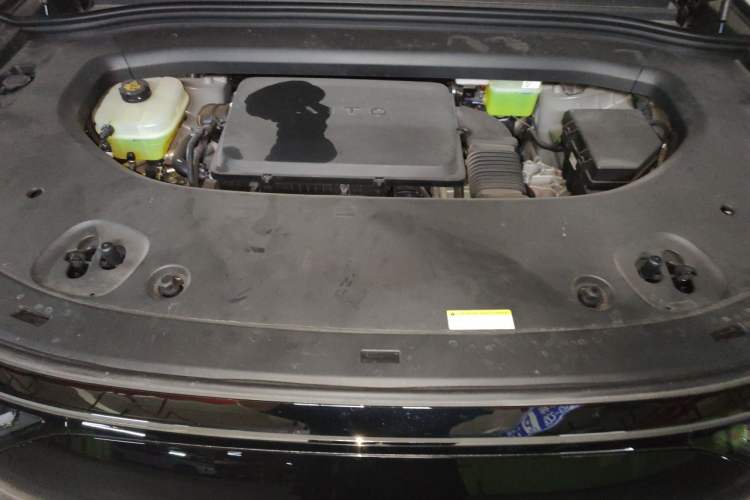 Used Hima AITO M8 2025 Extended-Range Max+ Version 53.4 kWh 6-Seater Edition Engine Bay