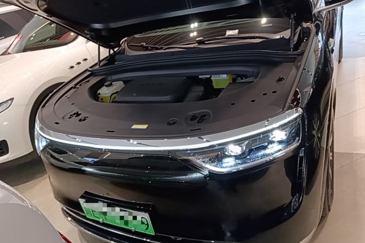 Used Hima AITO M8 2025 Extended-Range Max+ Version 53.4 kWh 5-Seater Edition Engine Bay