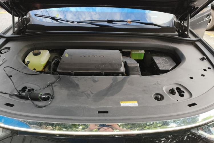 Used Hima AITO M8 2025 Extended-Range Max+ Version 53.4 kWh 6-Seater Edition Engine Bay
