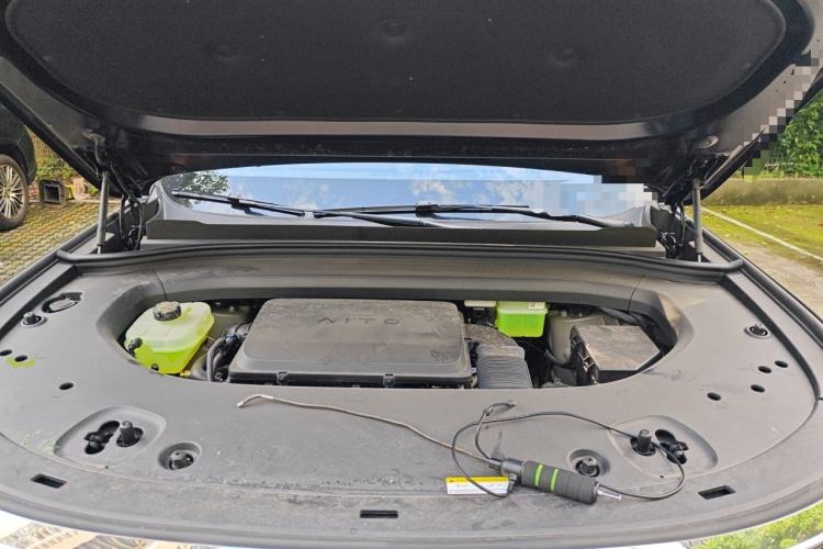Used Hima AITO M8 2025 Extended-Range Max+ Version 53.4 kWh 6-Seater Edition Engine Bay