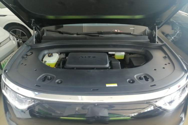 Used Hima AITO M8 2025 Extended-Range Max+ Version 53.4 kWh 5-Seater Edition Engine Bay