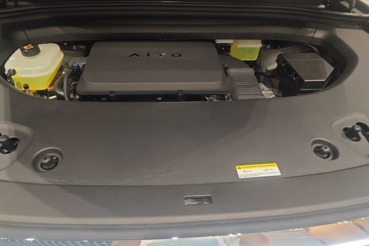 Used Hima AITO M8 2025 Extended-Range Max+ Version 53.4 kWh 6-Seater Edition Engine Bay