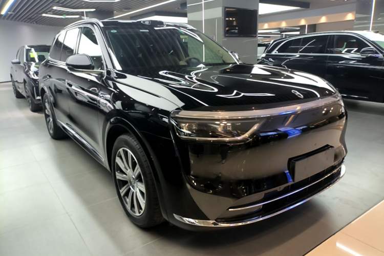 Used Hima AITO M8 2025 Extended-Range Max+ Version 53.4 kWh 6-Seater Edition Exterior 1
