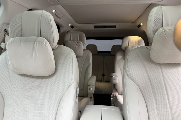 Used Hima AITO M8 2025 Extended-Range Ultra Version 53.4 kWh 6-Seater Edition Exterior 10