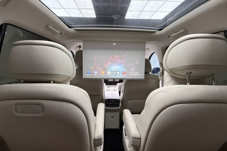 Used Hima AITO M8 2025 Extended-Range Ultra Version 53.4 kWh 6-Seater Edition Exterior 13