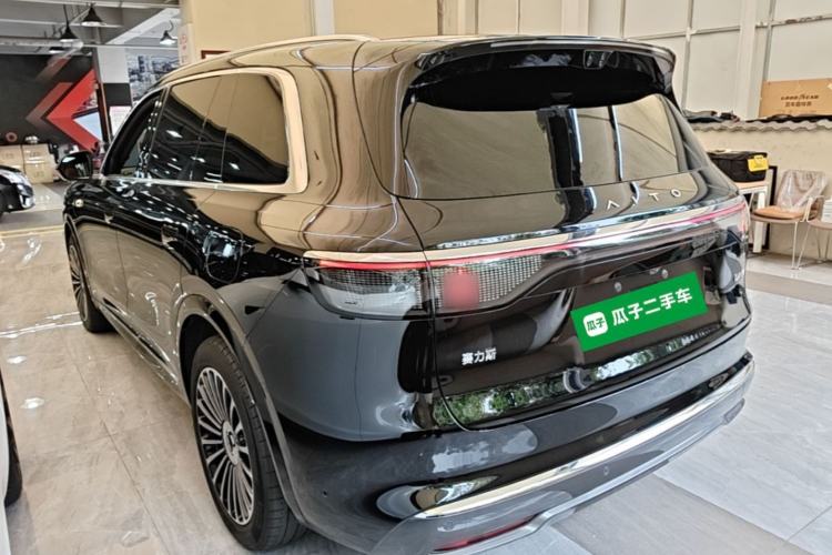 Used Hima AITO M8 2025 Extended-Range Ultra Version 53.4 kWh 6-Seater Edition Exterior 2