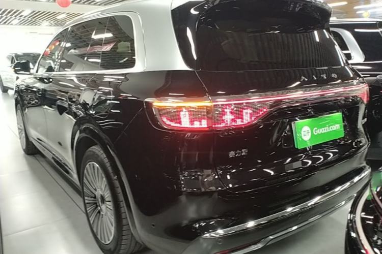 Used Hima AITO M8 2025 Extended-Range Max+ Version 53.4 kWh 5-Seater Edition Exterior 2