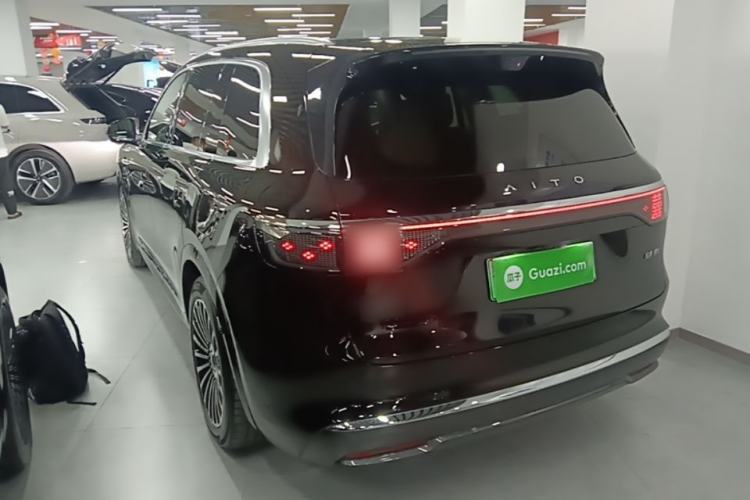 Used Hima AITO M8 2025 Extended-Range Ultra Version 53.4 kWh 6-Seater Edition Exterior 2