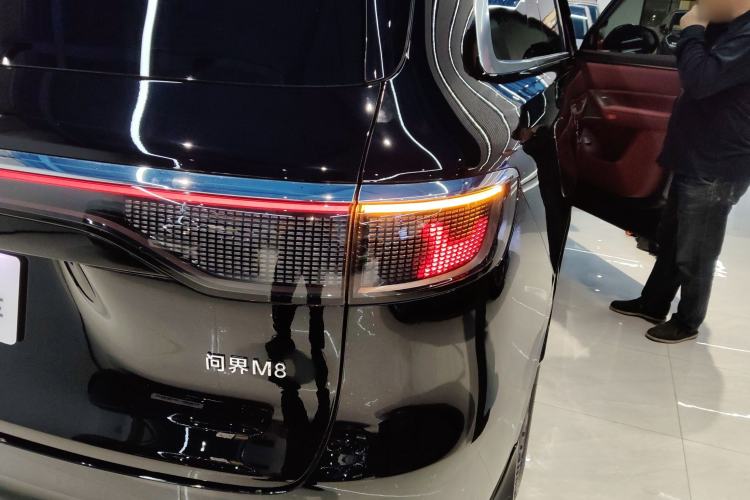 Used Hima AITO M8 2025 Extended-Range Max+ Version 53.4 kWh 6-Seater Edition Exterior 3