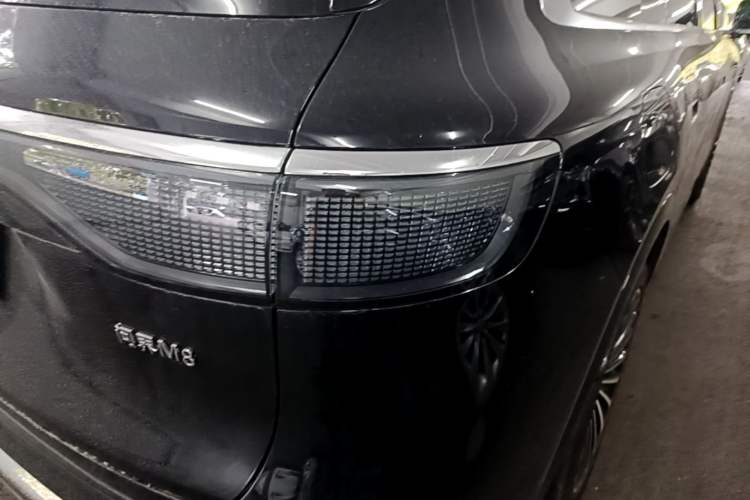 Used Hima AITO M8 2025 Extended-Range Max+ Version 53.4 kWh 6-Seater Edition Exterior 3