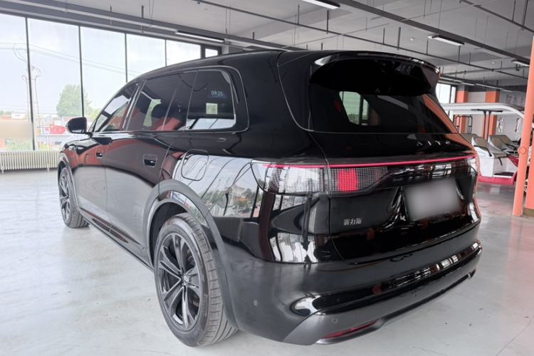 Used Hima AITO M8 2025 Extended-Range Ultra Version 53.4 kWh 5-Seater Edition Exterior 4