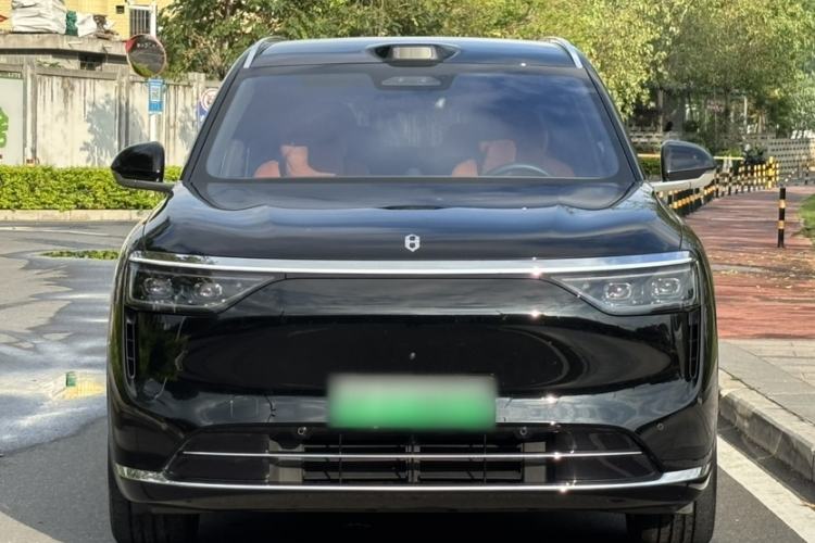Used Hima AITO M8 2025 Extended-Range Max+ Version 53.4 kWh 6-Seater Edition Exterior 5