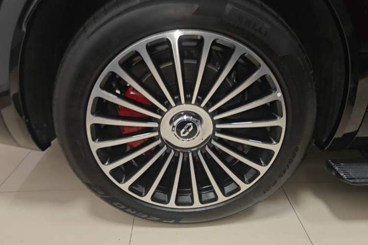 Used Hima AITO M8 2025 Extended-Range Max+ Version 53.4 kWh 6-Seater Edition Exterior 5