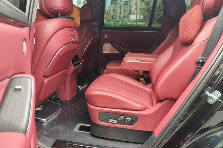 Used Hima AITO M8 2025 Extended-Range Ultra Version 53.4 kWh 6-Seater Edition Exterior 5