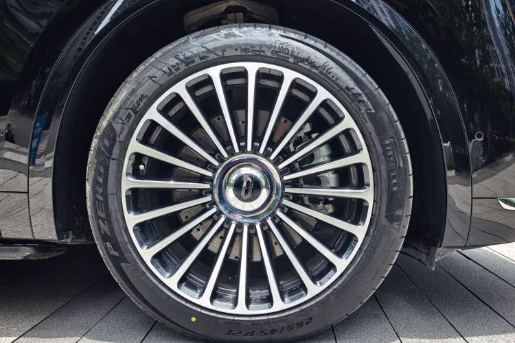 Used Hima AITO M8 2025 Extended-Range Max+ Version 53.4 kWh 5-Seater Edition Exterior 7