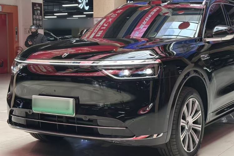 Used Hima AITO M8 2025 Extended-Range Max+ Version 53.4 kWh 6-Seater Edition Exterior 8