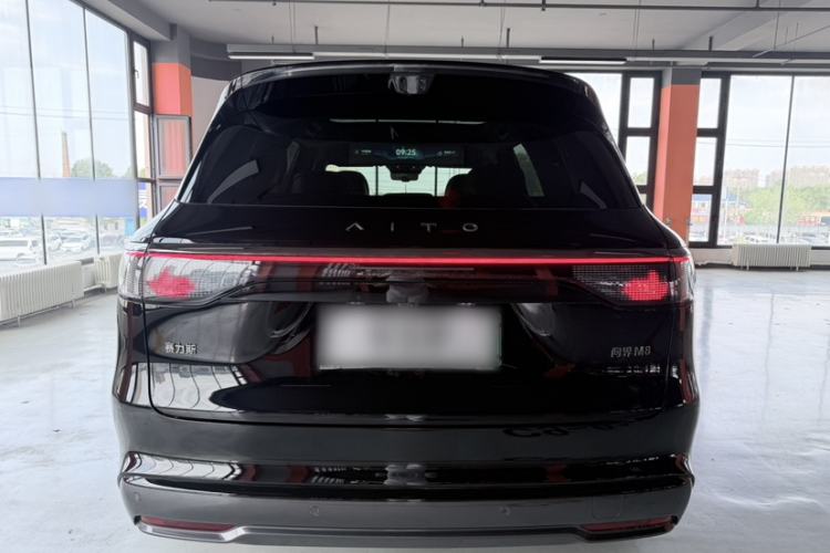 Used Hima AITO M8 2025 Extended-Range Ultra Version 53.4 kWh 5-Seater Edition Exterior 9