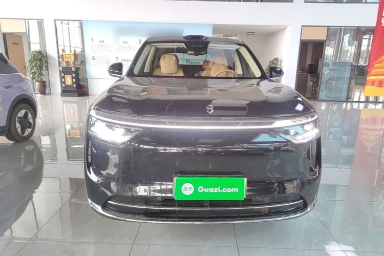Used Hima AITO M8 2025 Extended-Range Ultra Version 53.4 kWh 6-Seater Edition Front