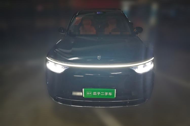 Used Hima AITO M8 2025 Extended-Range Max+ Version 53.4 kWh 6-Seater Edition Front