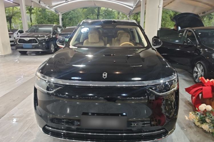 Used Hima AITO M8 2025 Model Range-Extended Max Version 53.4kWh Six-Seater (896-line LiDAR) Front