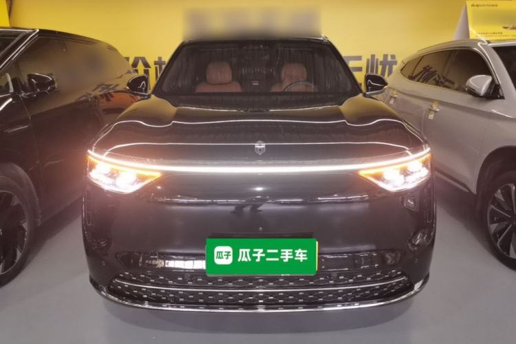 Used Hima AITO M8 2025 Extended-Range Max+ Version 53.4 kWh 5-Seater Edition Front