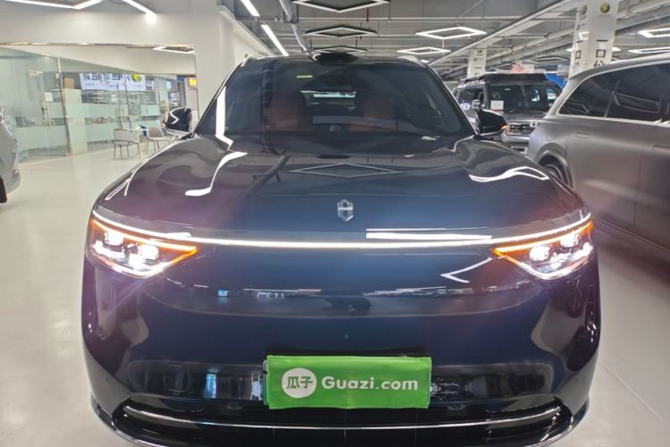 Used Hima AITO M8 2025 Extended-Range Max+ Version 53.4 kWh 6-Seater Edition Front