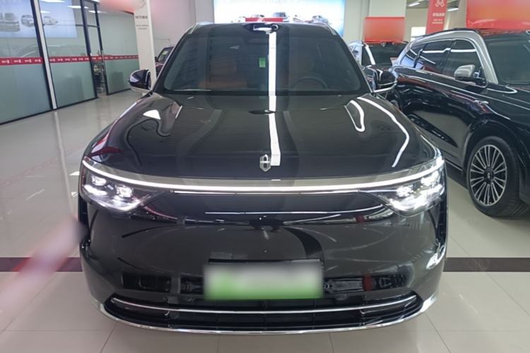 Used Hima AITO M8 2025 Extended-Range Max+ Version 53.4 kWh 6-Seater Edition Front