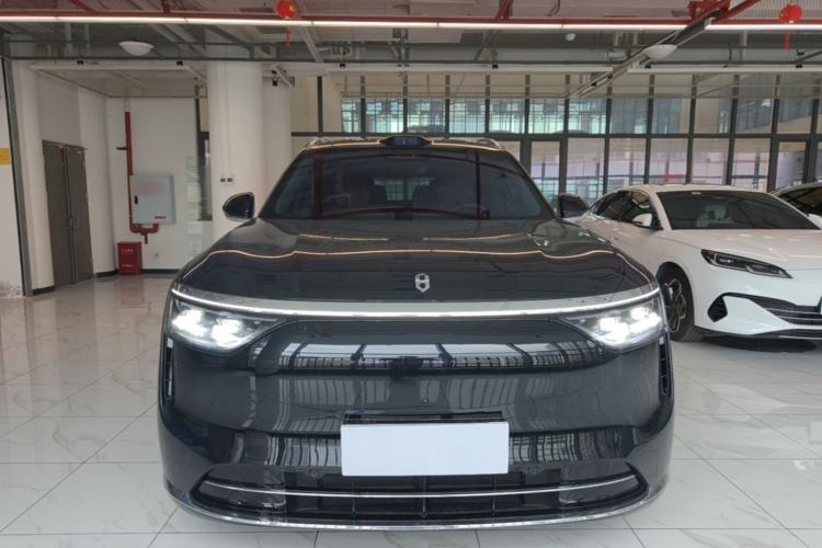 Used Hima AITO M8 2025 Extended-Range Max+ Version 53.4 kWh 6-Seater Edition Front