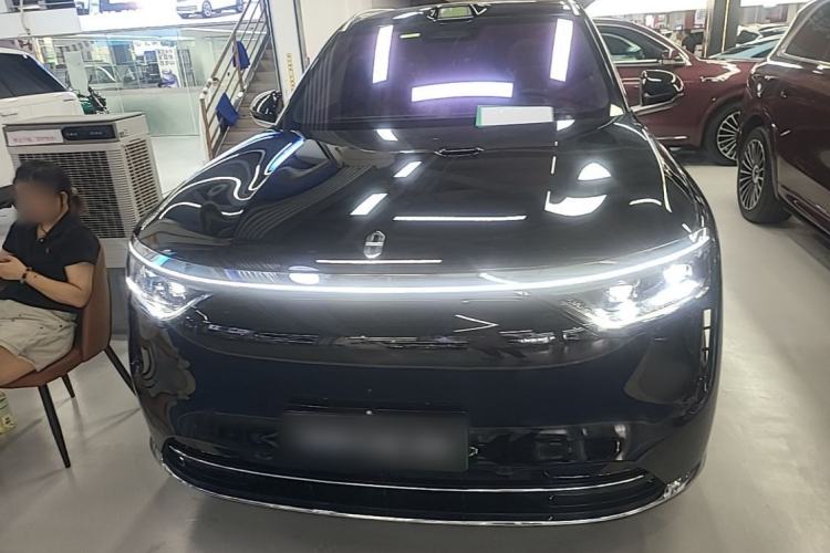 Used Hima AITO M8 2025 Extended-Range Max+ Version 53.4 kWh 5-Seater Edition Front