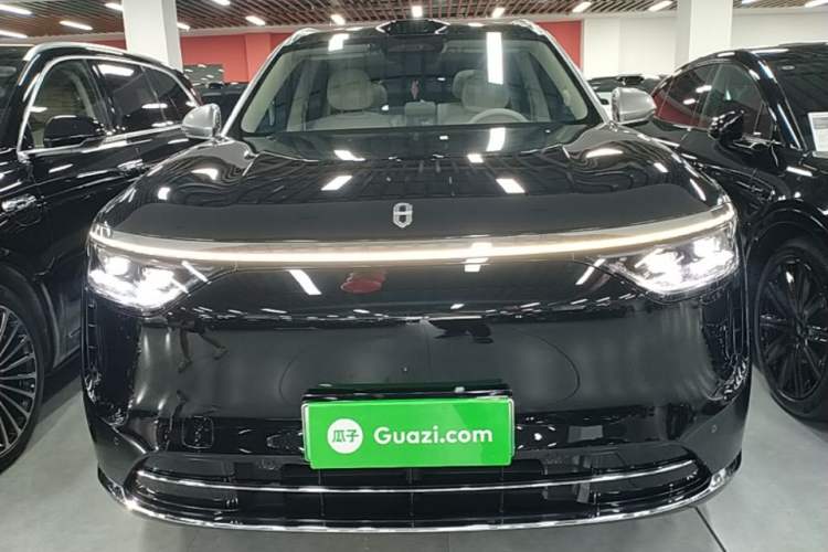 Used Hima AITO M8 2025 Extended-Range Max+ Version 53.4 kWh 5-Seater Edition Front