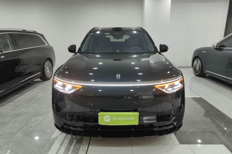 Used Hima AITO M8 2025 Extended-Range Ultra Version 53.4 kWh 5-Seater Edition Front