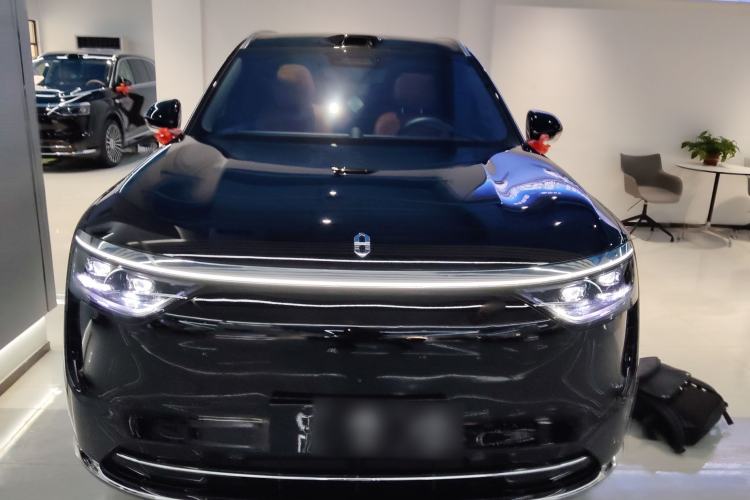 Used Hima AITO M8 2025 Extended-Range Max+ Version 53.4 kWh 6-Seater Edition Front