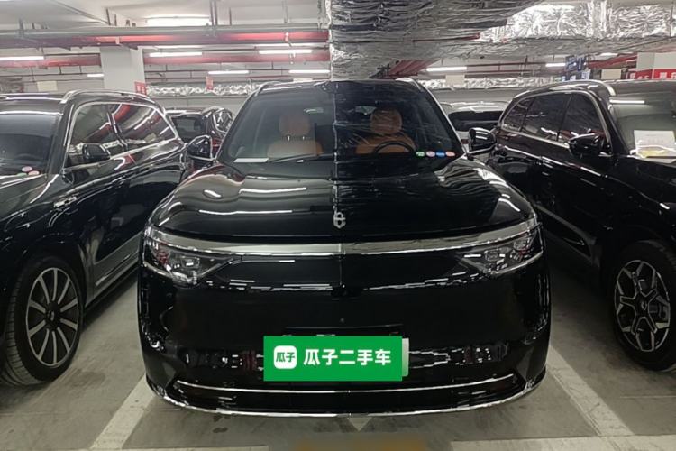 Used Hima AITO M8 2025 Extended-Range Max+ Version 53.4 kWh 6-Seater Edition Front