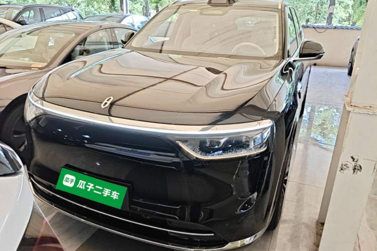 Used Hima AITO M8 2025 Model Range-Extender Max Edition 53.4 kWh, 5-seat version (896-line LiDAR) Front