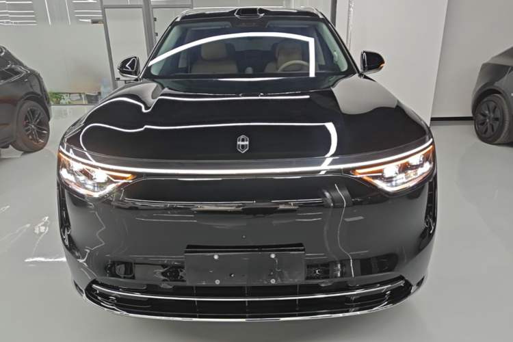 Used Hima AITO M8 2025 Extended-Range Max+ Version 53.4 kWh 5-Seater Edition Front