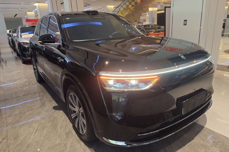 Used Hima AITO M8 2025 Extended-Range Max+ Version 53.4 kWh 5-Seater Edition Front Right 45 Deg
