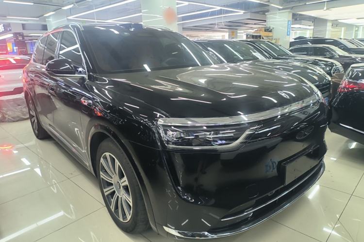 Used Hima AITO M8 2025 Extended-Range Max+ Version 53.4 kWh 6-Seater Edition Front Right 45 Deg