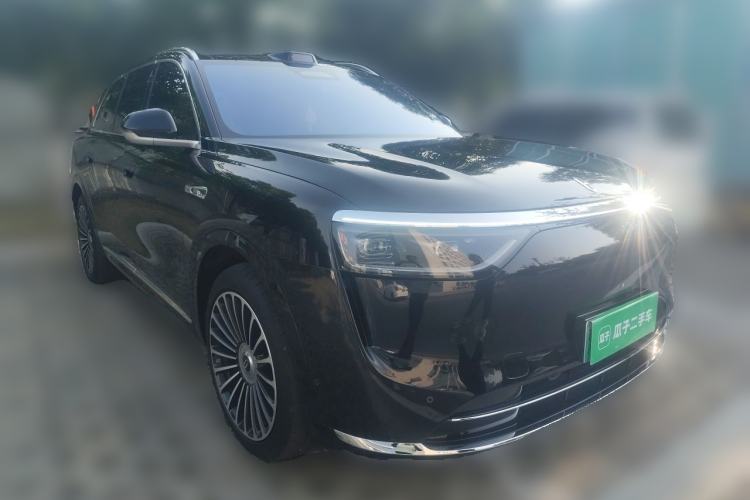 Used Hima AITO M8 2025 Extended-Range Max+ Version 53.4 kWh 6-Seater Edition Front Right 45 Deg