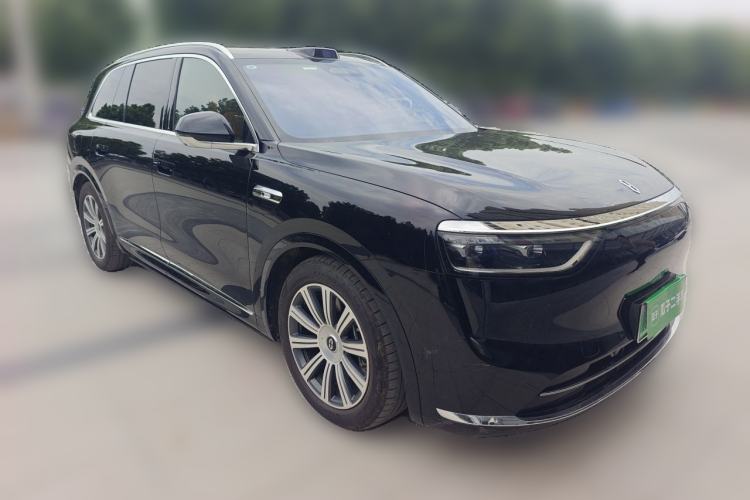 Used Hima AITO M8 2025 Extended-Range Ultra Version 53.4 kWh 6-Seater Edition Front Right 45 Deg
