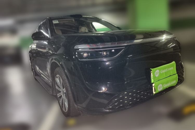 Used Hima AITO M8 2025 Extended-Range Max+ Version 53.4 kWh 6-Seater Edition Front Right 45 Deg