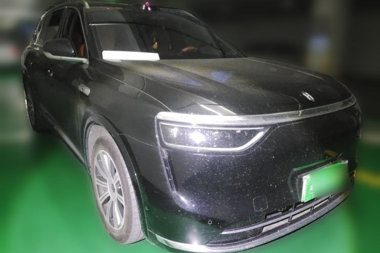 Used Hima AITO M8 2025 Extended-Range Max+ Version 53.4 kWh 6-Seater Edition Front Right 45 Deg