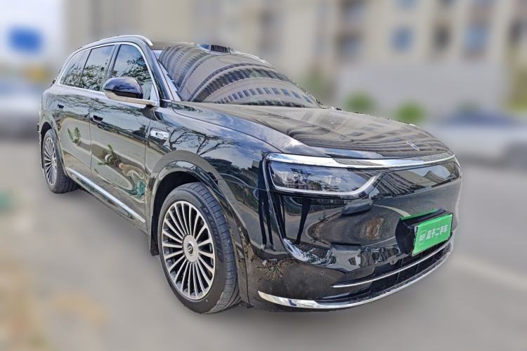 Used Hima AITO M8 2025 Model Range-Extender Max Edition 53.4 kWh, 5-seat version (896-line LiDAR) Front Right 45 Deg